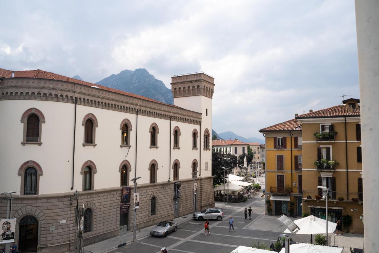 Appartement Piazza XX Settembre - Feel The Centre à Lecco Extérieur photo